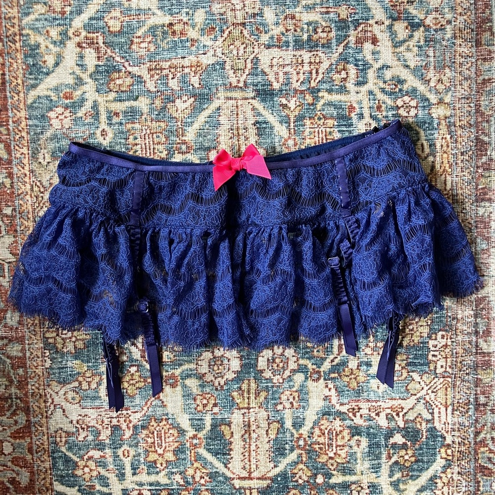NWT Victoria’s Secret Blue and Pink Garter Belt